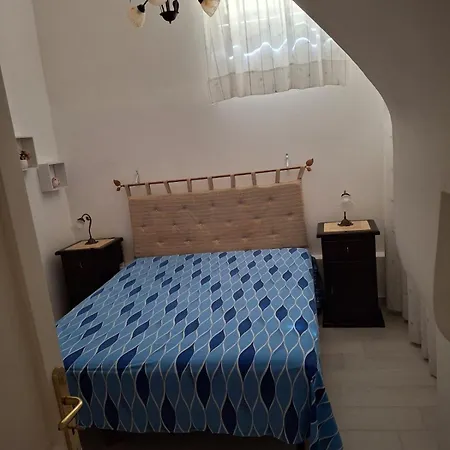 Vico Santo Oronzo Apartmán *